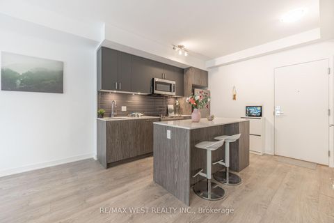 Photo 4 at 27 - 35 Birchcliff Avenue, Cliffside, Toronto