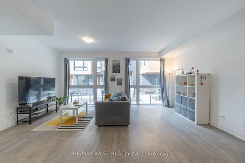 Photo 6 at 27 - 35 Birchcliff Avenue, Cliffside, Toronto