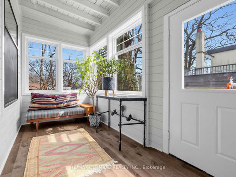 Photo 3 at 18 Blantyre Avenue, Cliffside, Toronto