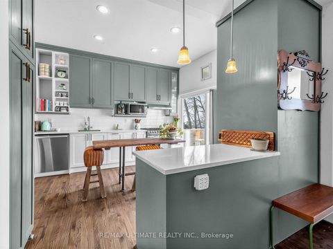 Photo 9 at 18 Blantyre Avenue, Cliffside, Toronto