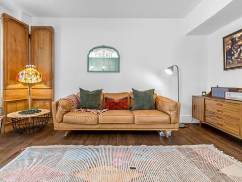 Photo 14 at 18 Blantyre Avenue, Cliffside, Toronto