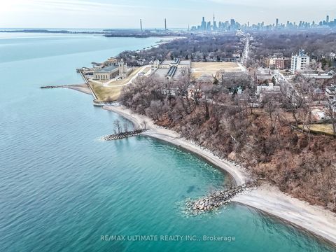Photo 45 at 18 Blantyre Avenue, Cliffside, Toronto
