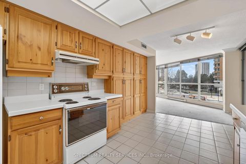 Photo 9 at 302 - 85 Skymark Drive, Hillcrest Village, Toronto