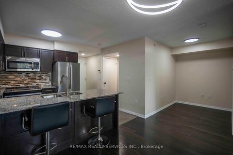 Photo 2 at 703 - 800 Lawrence Avenue W, Glen Park, Toronto