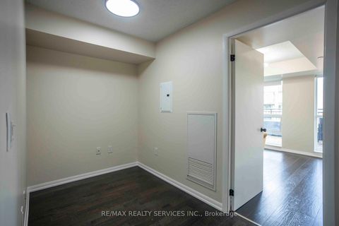 Photo 5 at 703 - 800 Lawrence Avenue W, Glen Park, Toronto