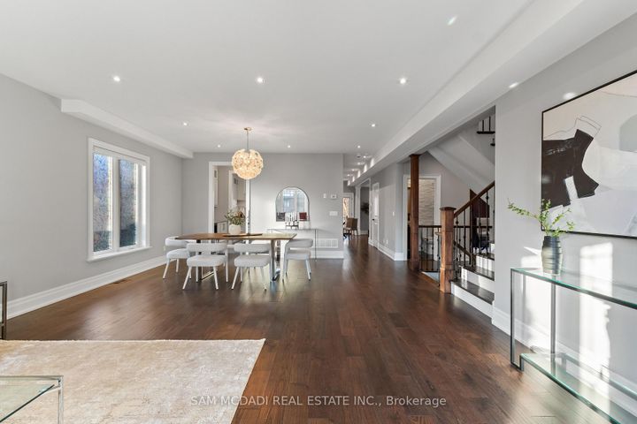 Photo 3 at 1487 Myron Drive, Lakeview, Mississauga