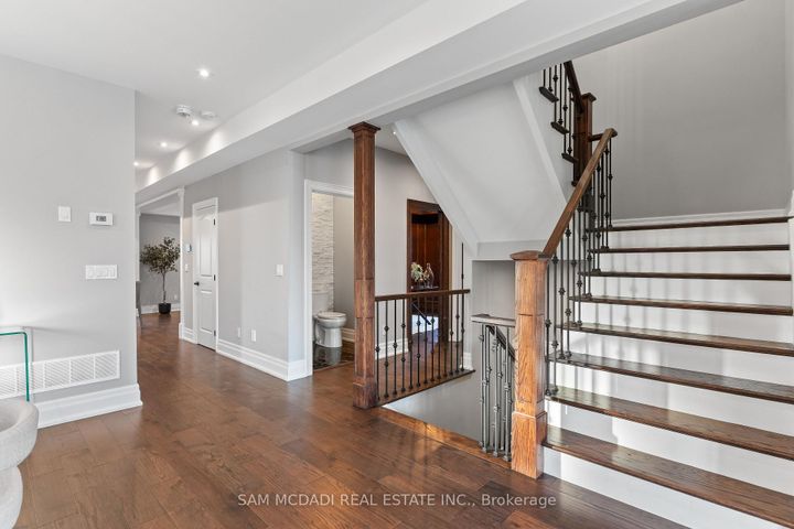 Photo 15 at 1487 Myron Drive, Lakeview, Mississauga