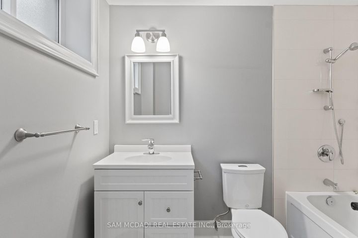 Photo 33 at 1487 Myron Drive, Lakeview, Mississauga