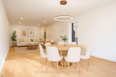 Photo 5 at 4326 Waterford Crescent, Hurontario, Mississauga