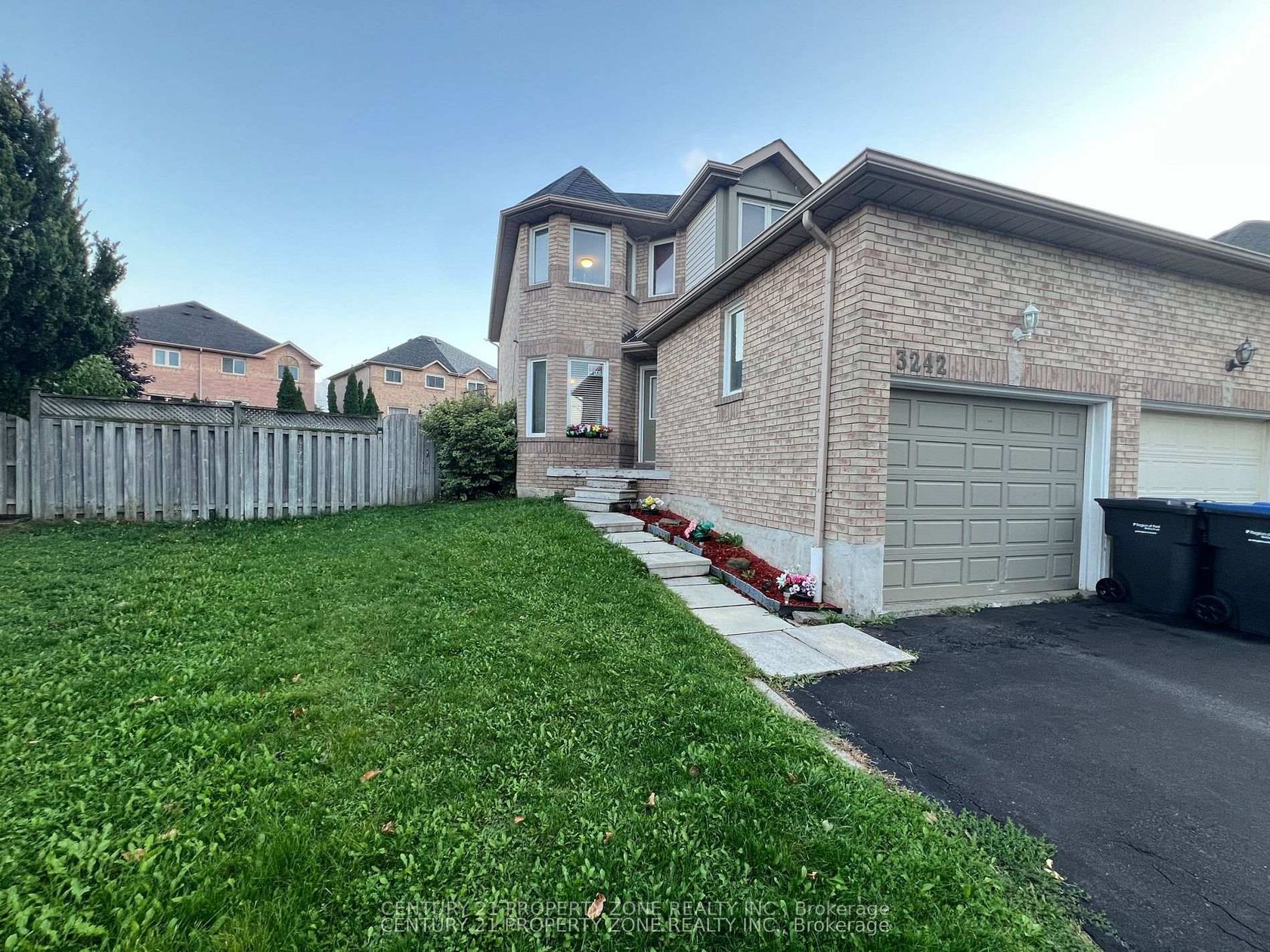 3242 Tortola Court, Meadowvale, Mississauga 