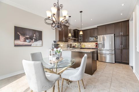 Photo 11 at 246 Aspenwood Drive, Woodland Hill, Newmarket