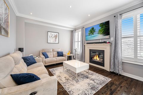 Photo 13 at 246 Aspenwood Drive, Woodland Hill, Newmarket