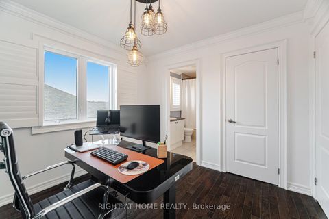 Photo 31 at 246 Aspenwood Drive, Woodland Hill, Newmarket