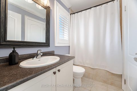 Photo 32 at 246 Aspenwood Drive, Woodland Hill, Newmarket