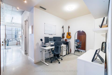 Photo 3 at 1002 - 23 Brant Street, Waterfront Communities C1, Toronto