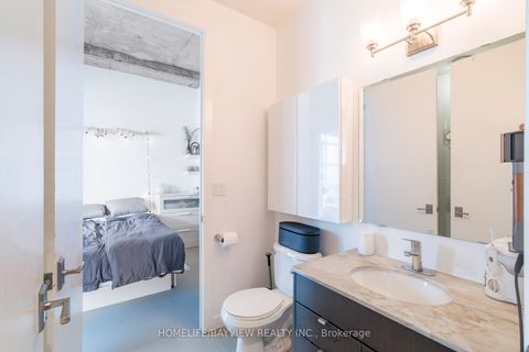 Photo 6 at 1002 - 23 Brant Street, Waterfront Communities C1, Toronto