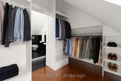 Photo 26 at 36 Sophia Street W, Queen's Park, Barrie