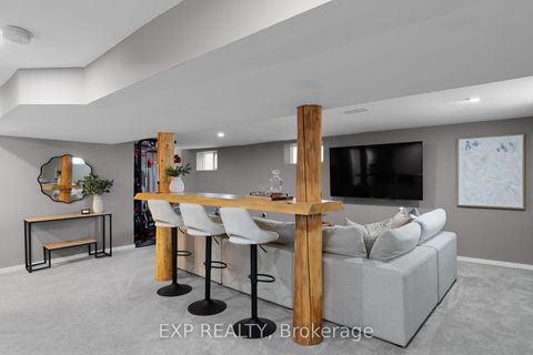 Photo 28 at 36 Sophia Street W, Queen's Park, Barrie