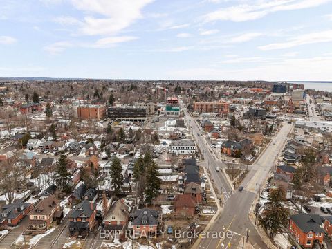 Photo 43 at 36 Sophia Street W, Queen's Park, Barrie