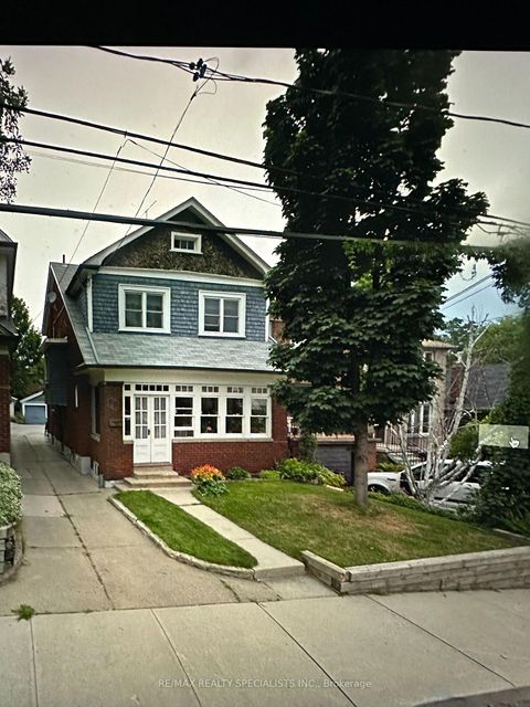 Photo 2 at 88 Deforest Road, Swansea, Toronto