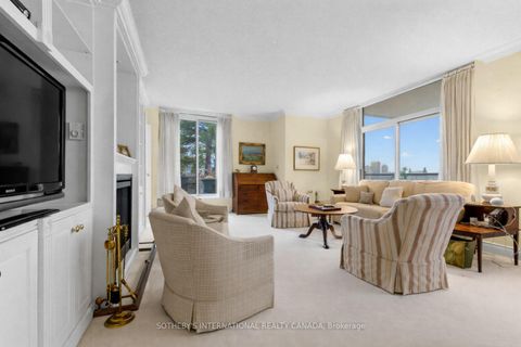 Photo 5 at 814 - 10 Delisle Avenue, St. Clair, Toronto