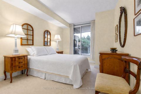 Photo 16 at 814 - 10 Delisle Avenue, St. Clair, Toronto