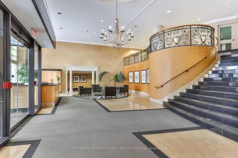 Photo 22 at 814 - 10 Delisle Avenue, St. Clair, Toronto