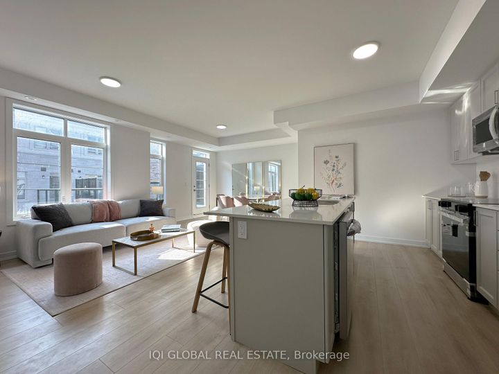 Photo 1 at 1006 - 1655 Palmers Sawmill Road, Duffin Heights, Pickering