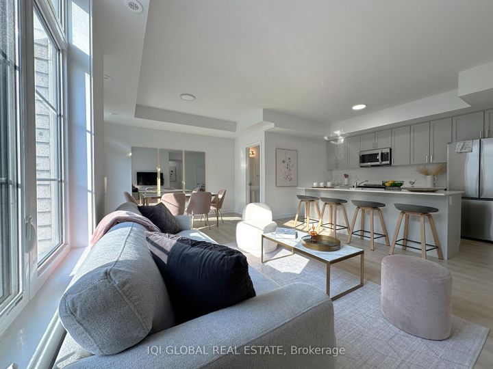 Photo 6 at 1006 - 1655 Palmers Sawmill Road, Duffin Heights, Pickering