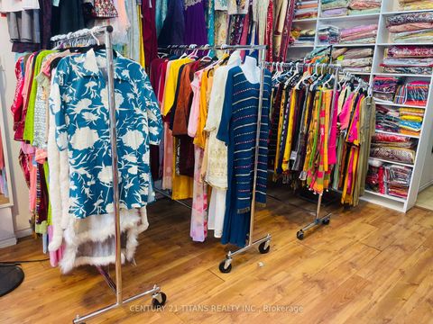 Photo 3 at 22 - 462 Birchmount Road, Birchmount, Toronto