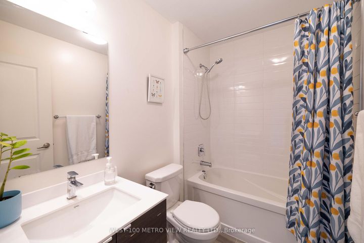 Photo 13 at 3141 Ernest Appelbe Boulevard, GO Glenorchy, Oakville