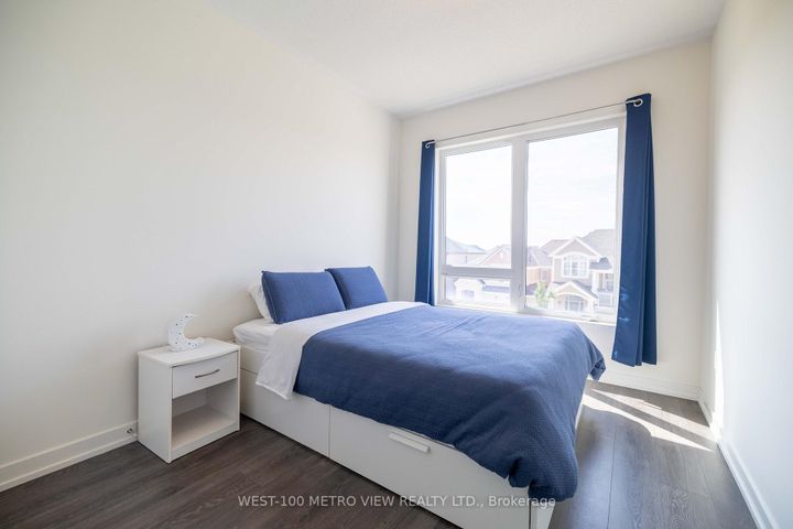 Photo 16 at 3141 Ernest Appelbe Boulevard, GO Glenorchy, Oakville