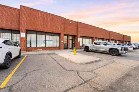 Photo 0 at 35 - 120 Dynamic Drive, Milliken, Toronto