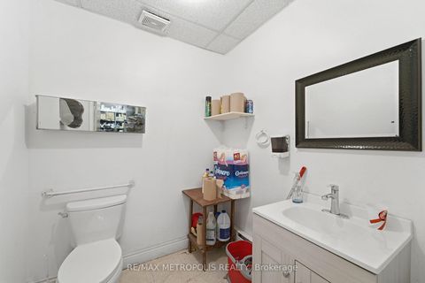 Photo 11 at 35 - 120 Dynamic Drive, Milliken, Toronto