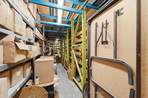 Photo 18 at 35 - 120 Dynamic Drive, Milliken, Toronto