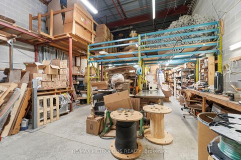 Photo 27 at 35 - 120 Dynamic Drive, Milliken, Toronto