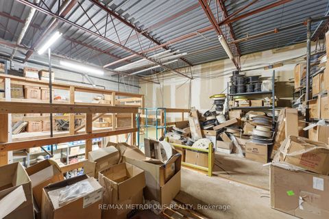 Photo 31 at 35 - 120 Dynamic Drive, Milliken, Toronto