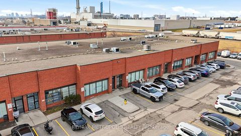 Photo 41 at 35 - 120 Dynamic Drive, Milliken, Toronto