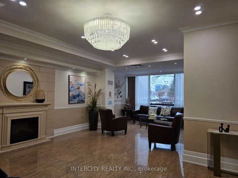 Photo 2 at 310 - 40 Harding Boulevard W, North Richvale, Richmond Hill