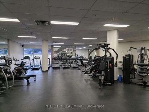 Photo 26 at 310 - 40 Harding Boulevard W, North Richvale, Richmond Hill