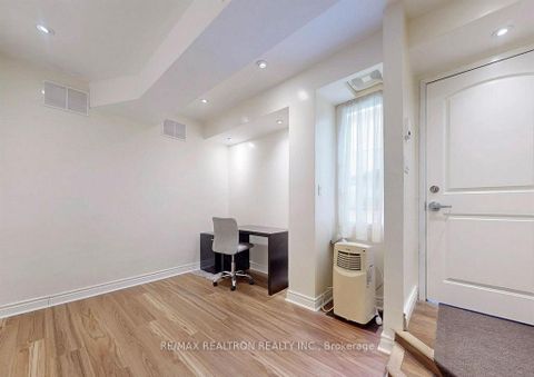 Photo 23 at 588 Danforth Avenue, Danforth, Toronto