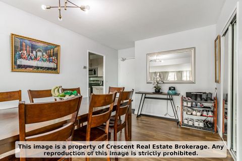 Photo 10 at 710 - 9 Four Winds Drive SW, York University Heights, Toronto