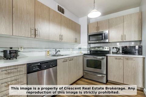 Photo 12 at 710 - 9 Four Winds Drive SW, York University Heights, Toronto