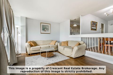 Photo 16 at 710 - 9 Four Winds Drive SW, York University Heights, Toronto