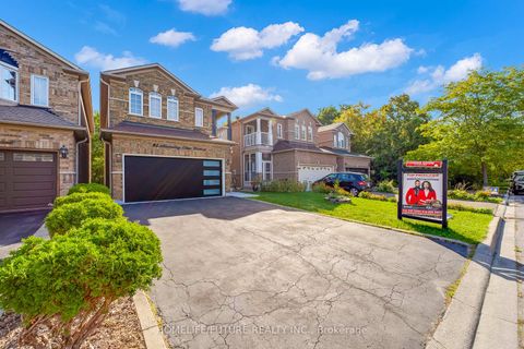 Photo 2 at 88 Mourning Dove Crescent, Malvern, Toronto