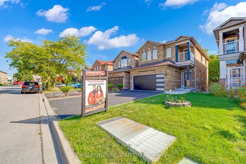 Photo 3 at 88 Mourning Dove Crescent, Malvern, Toronto