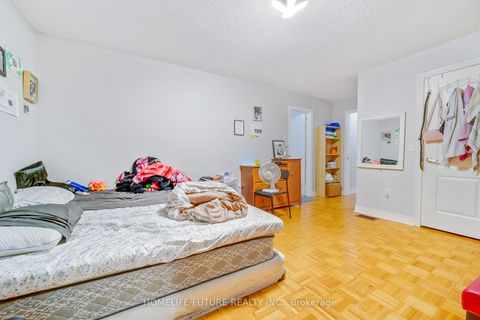 Photo 28 at 88 Mourning Dove Crescent, Malvern, Toronto