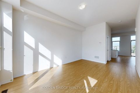 Photo 3 at 73 Millman Lane, Rural Richmond Hill, Richmond Hill