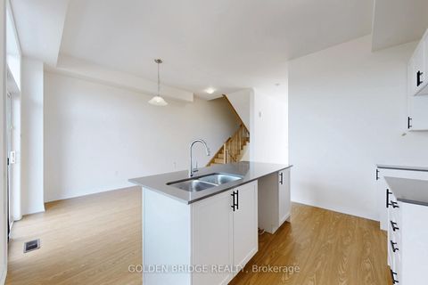 Photo 7 at 73 Millman Lane, Rural Richmond Hill, Richmond Hill