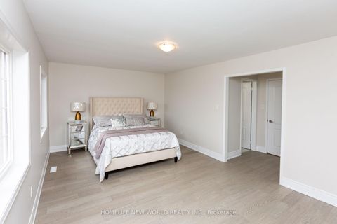 Photo 12 at 164 Banbrooke Crescent, Summerhill Estates, Newmarket